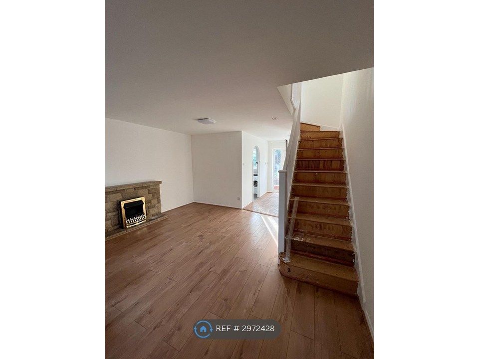 Property photo 2 of 17 Living Room