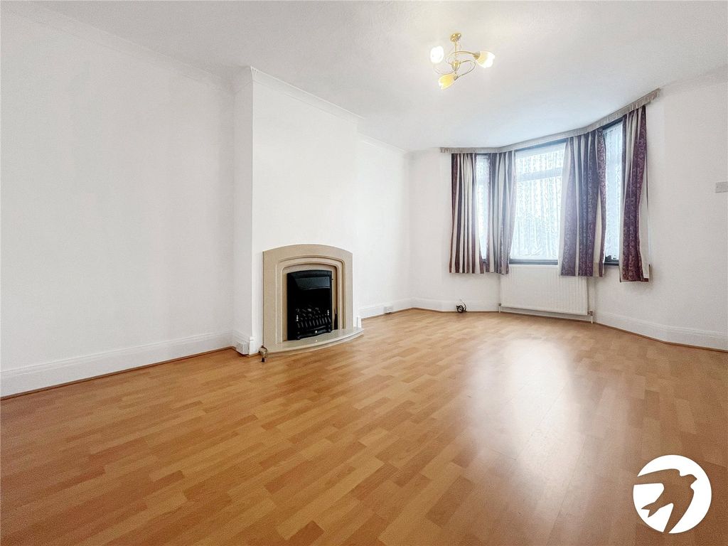 Property photo 2 of 15 Picture No. 13