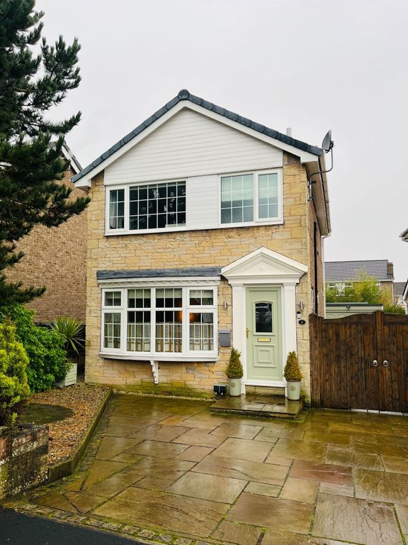 Property photo 2 of 26