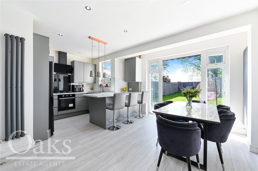 Property photo 1 of 11 Picture No. 10