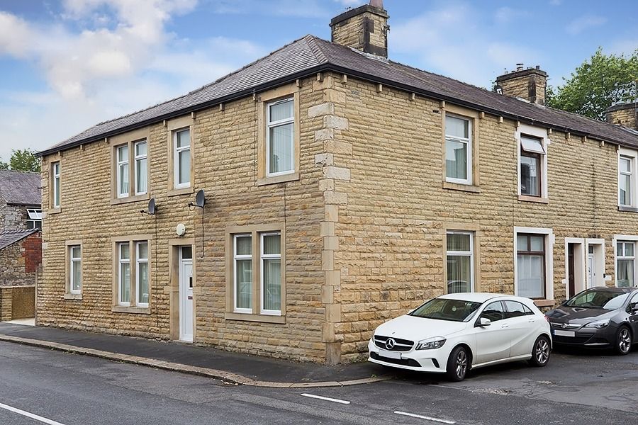 Property photo 1 of 8 4398360