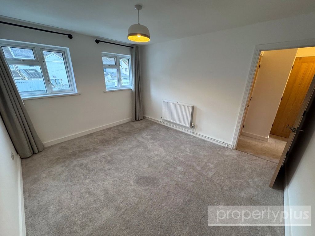 Property photo 2 of 7 Picture No. 04