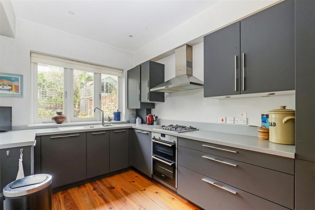 Property photo 3 of 26 Sketch_Ph8_6520124.Jpg