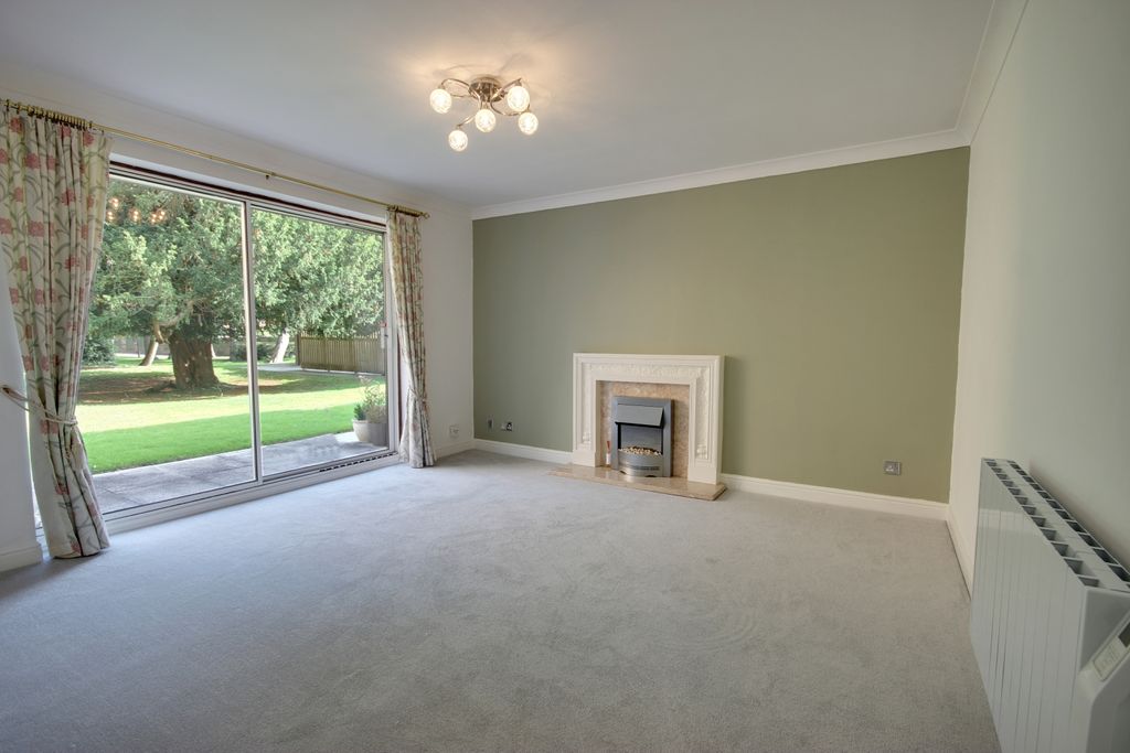 Property photo 2 of 20 1 Lounge A