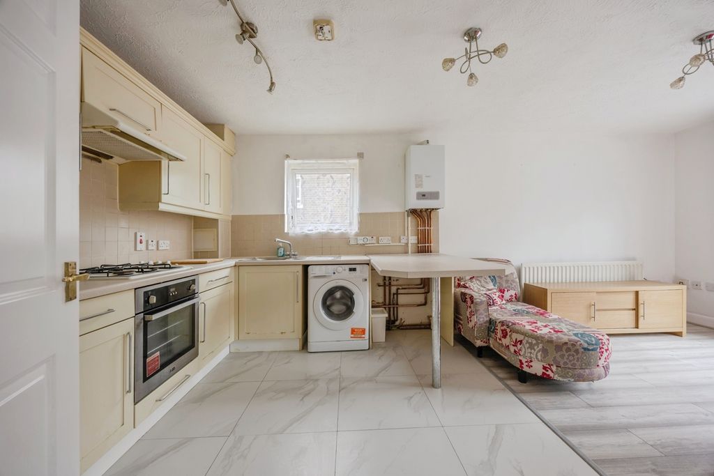 Property photo 1 of 18 Pbox-Img.Jpg