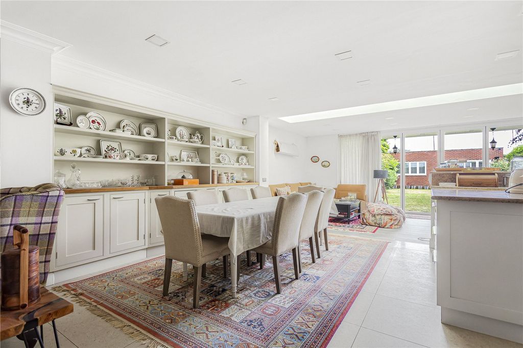 Property photo 1 of 16 Dining Room
