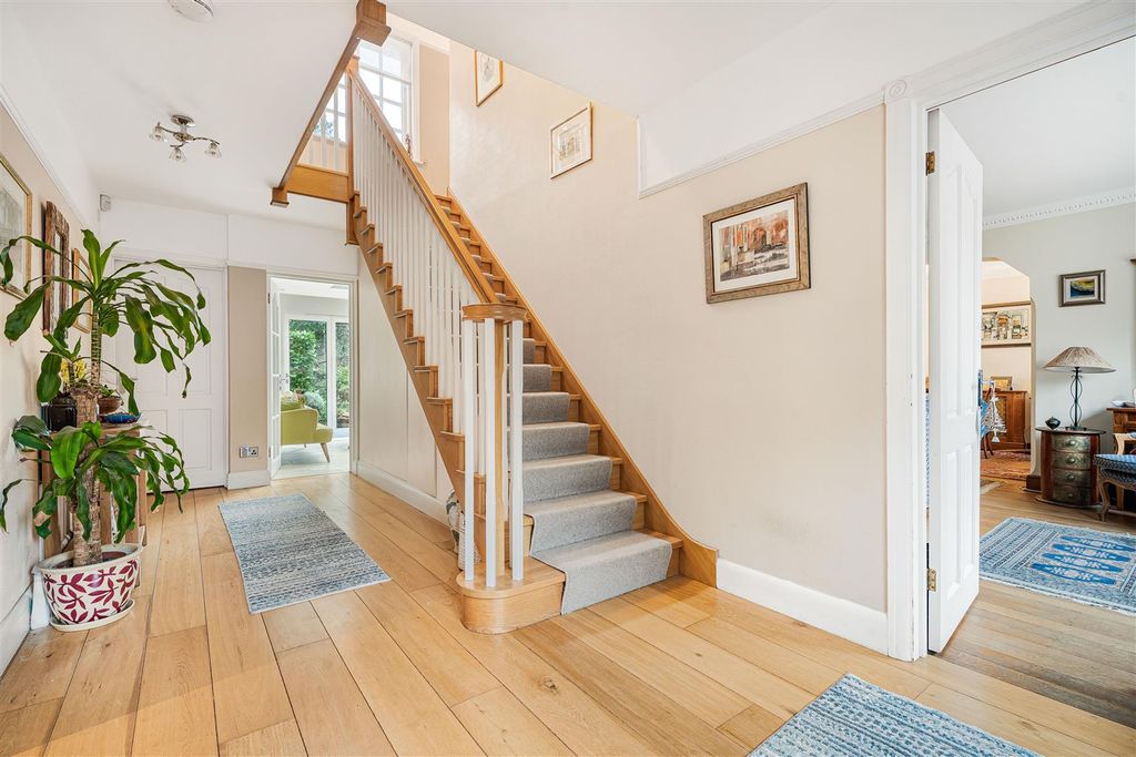 Property photo 3 of 37 2_71587.Jpg