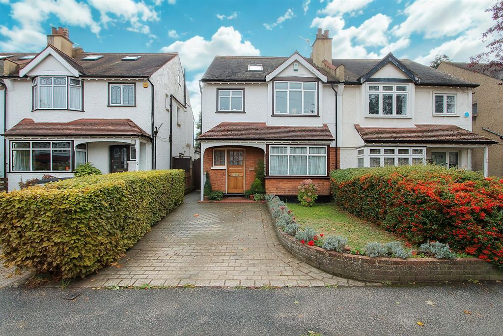 Property photo 1 of 25 A1312691-F744-4Eee-B3Be-4059c3A43B7d.Jpg