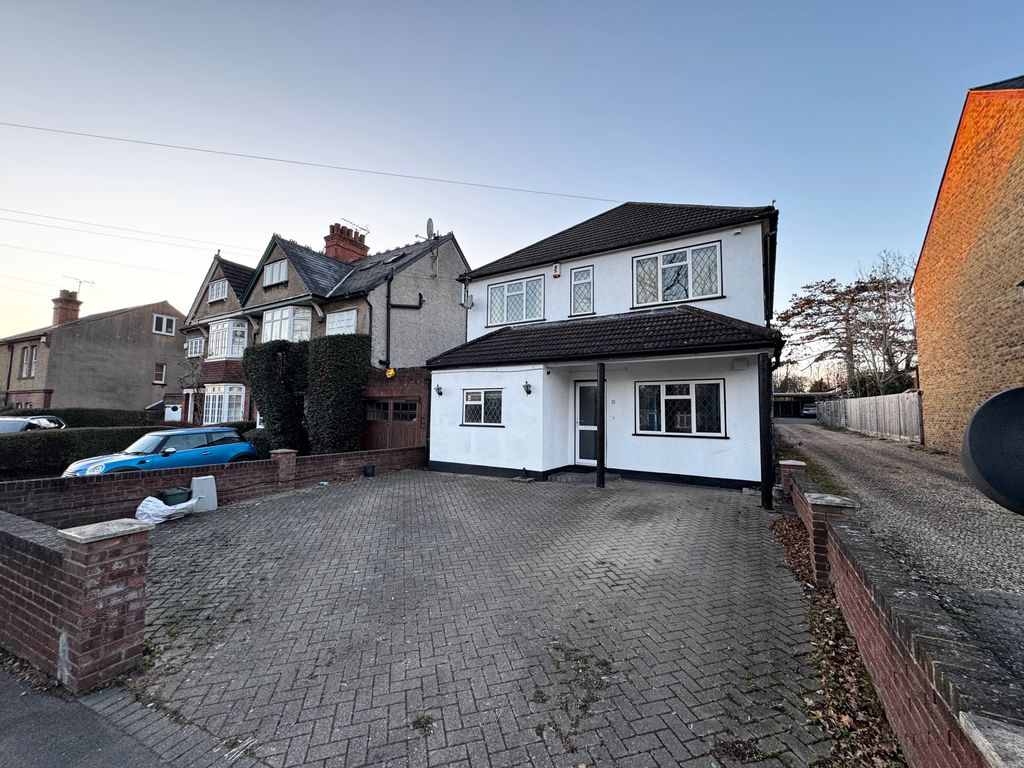 Property photo 2 of 22