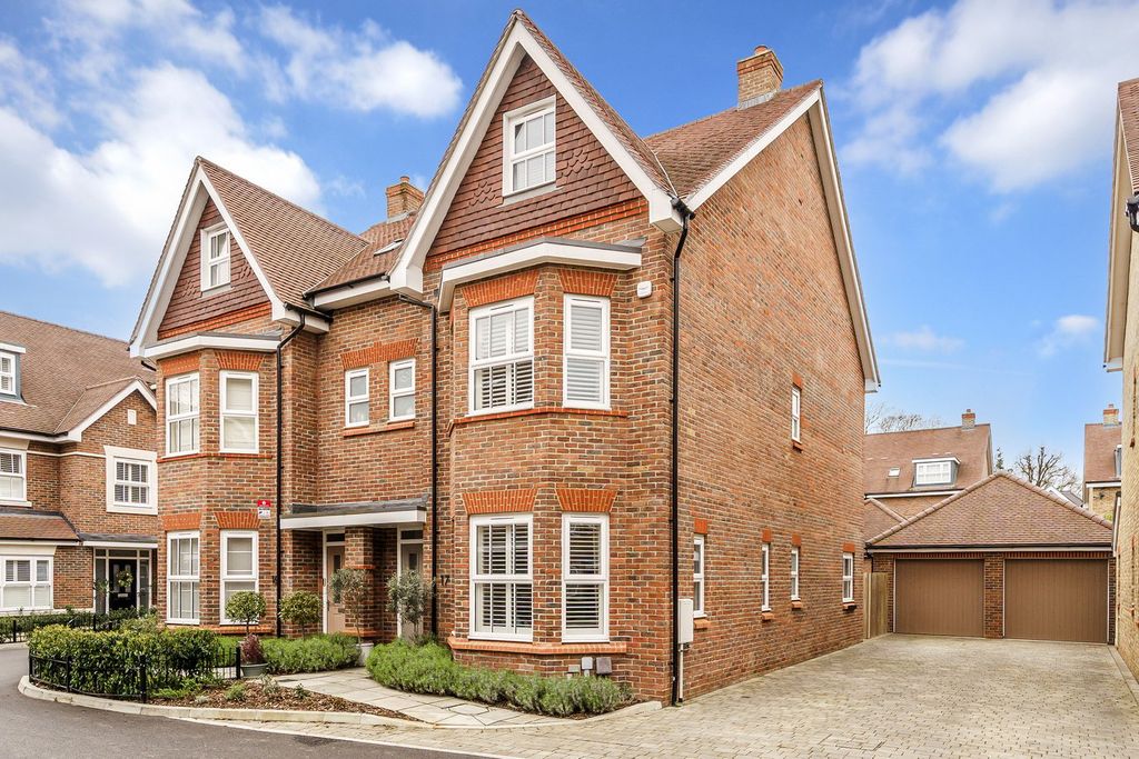 Property photo 1 of 20