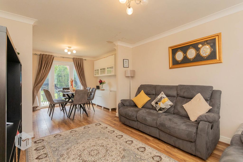 Property photo 2 of 27 Photograph