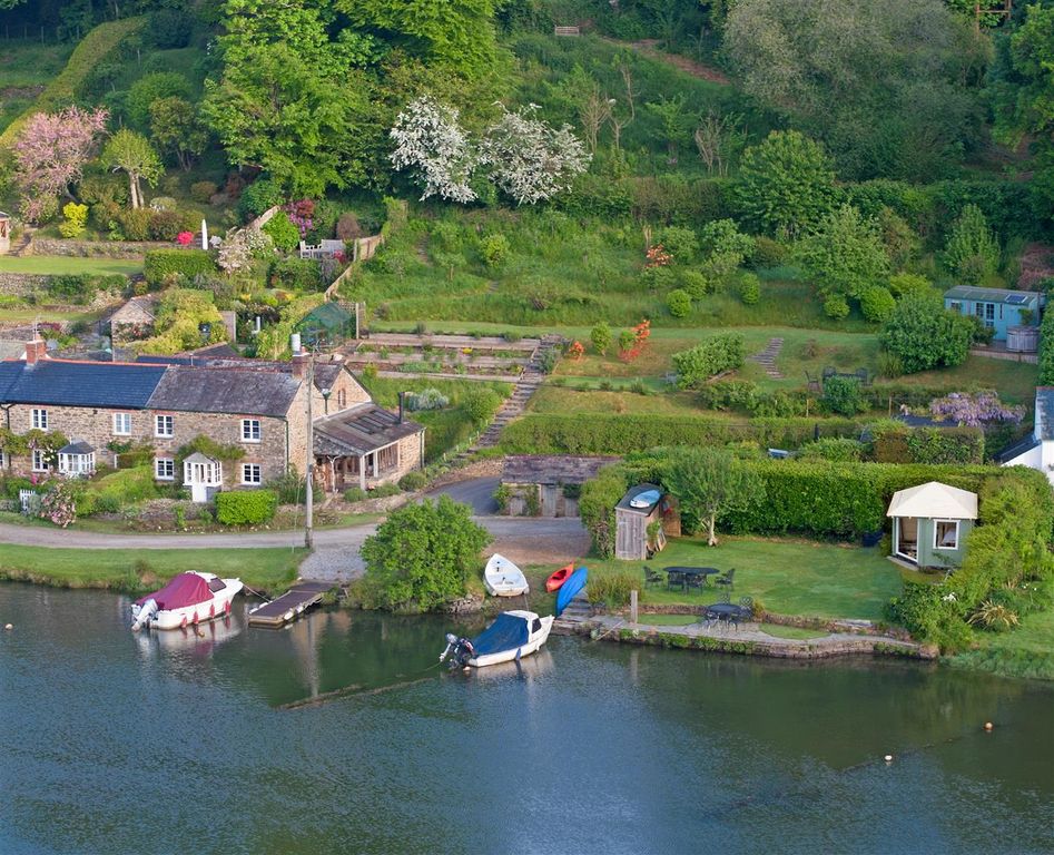 Property photo 1 of 21 Aerial Front 2.Jpg