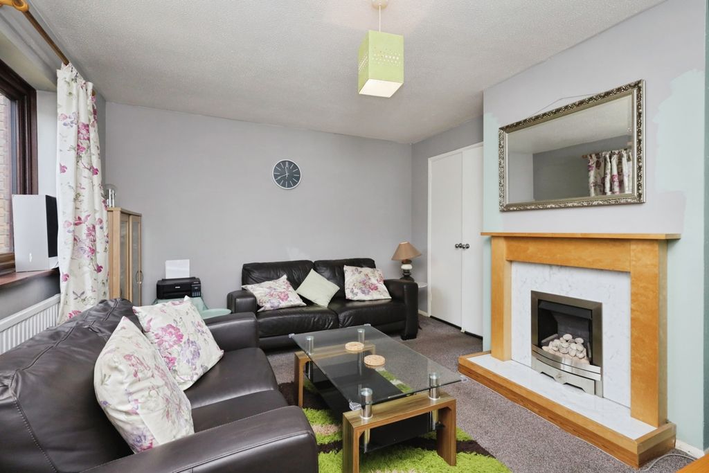 Property photo 2 of 12 Pbox-Img.Jpg