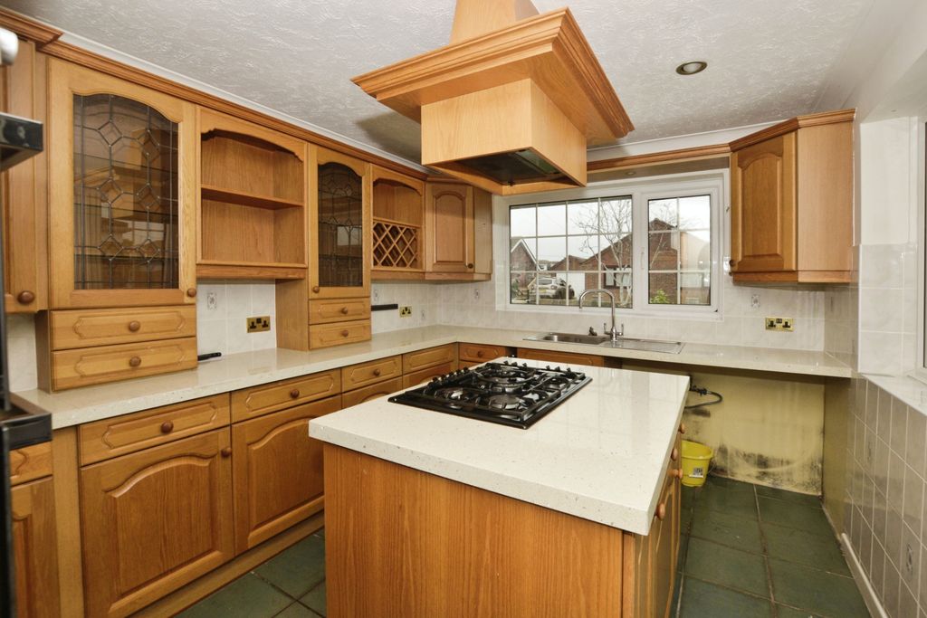 Property photo 2 of 17 Photography