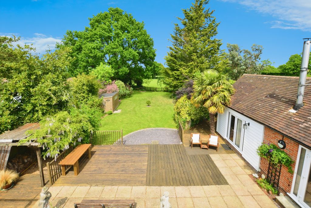 Property photo 3 of 21