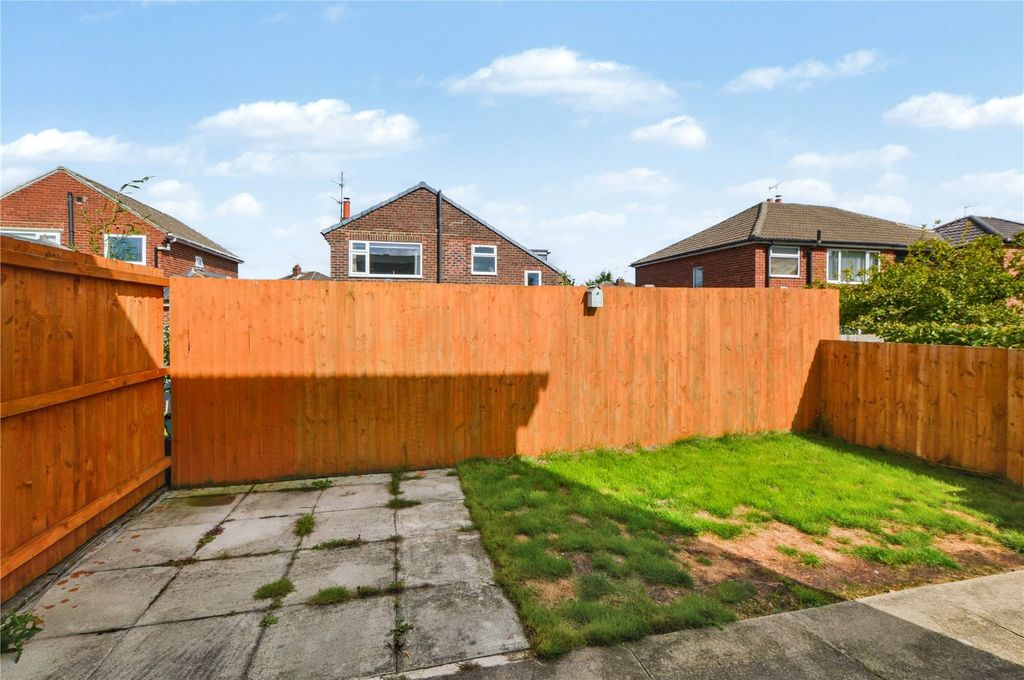 Property photo 3 of 12 Picture No. 10