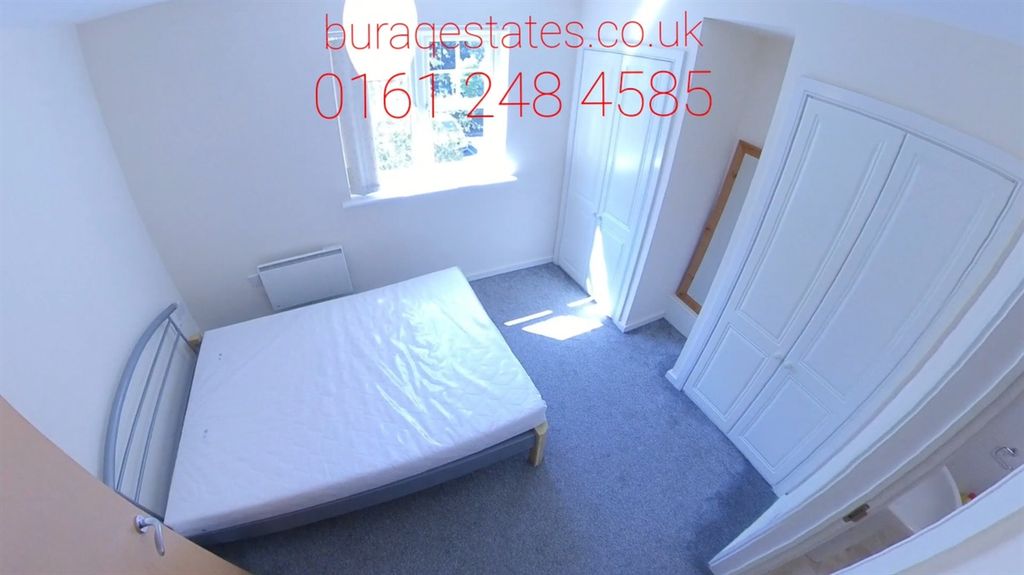 Property photo 2 of 11 Bright, Simply Furnished Bedroom With A Double Bed...