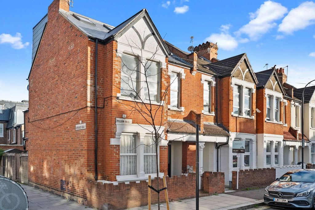 Property photo 1 of 15