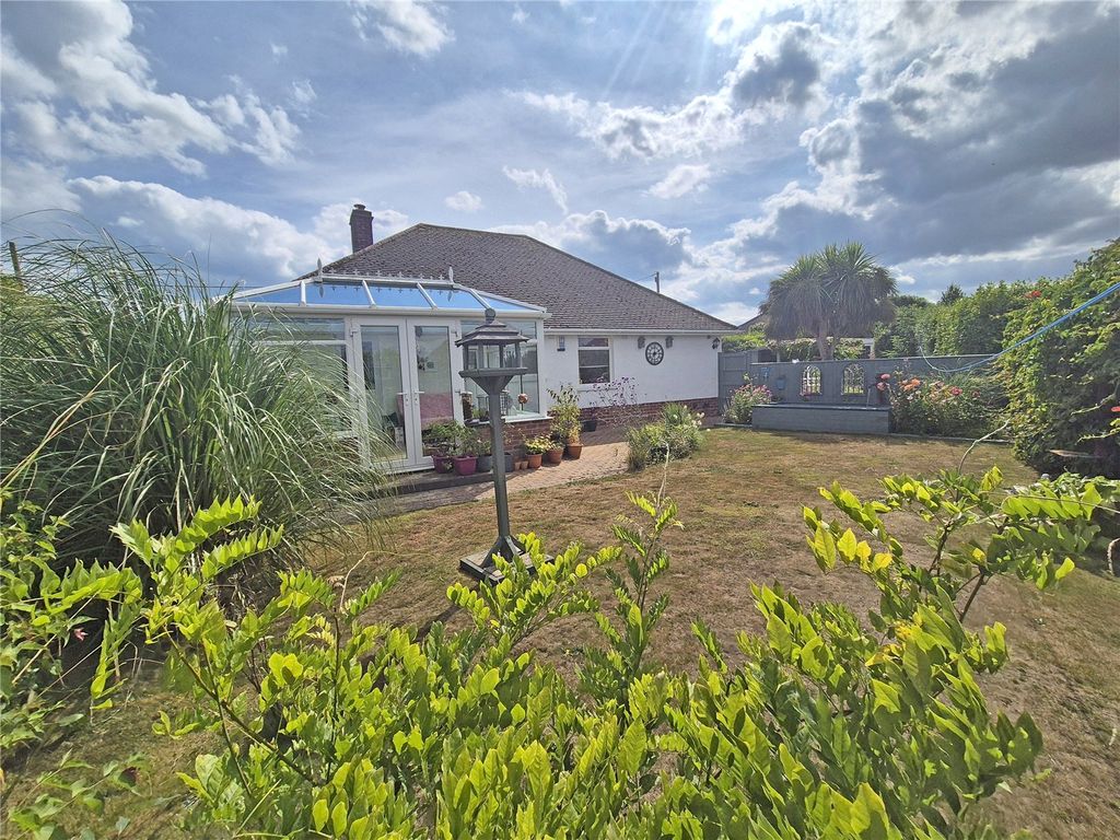Property photo 2 of 18 Picture No. 02
