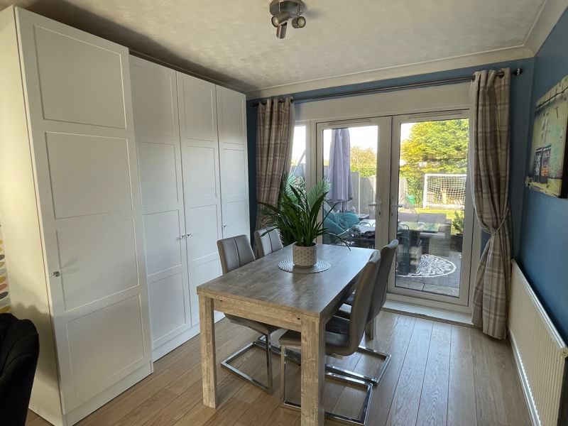 Property photo 3 of 13 Photo 5