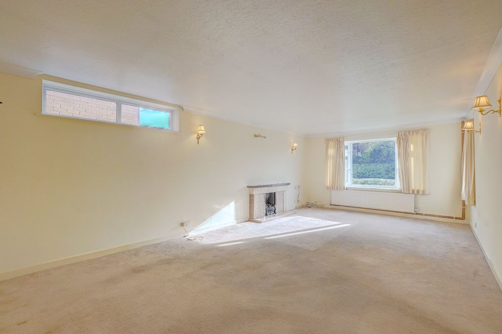 Property photo 2 of 11 Picture No. 03