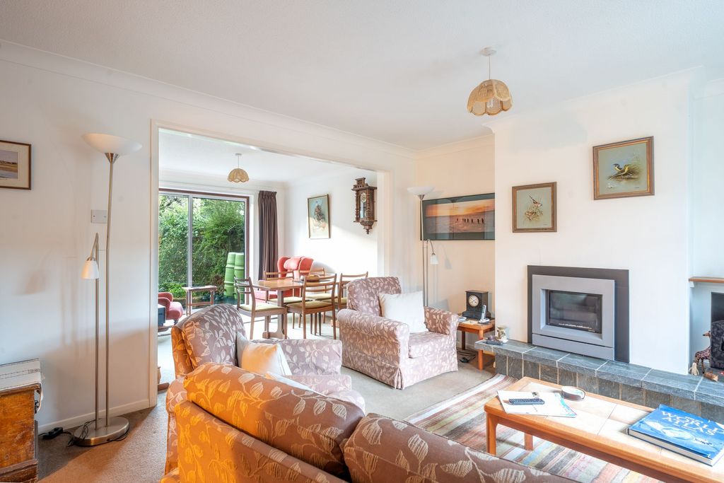 Property photo 3 of 24