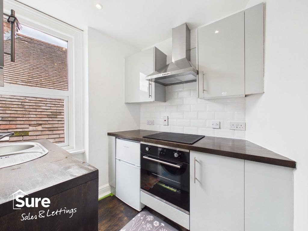 Property photo 2 of 24 5706674