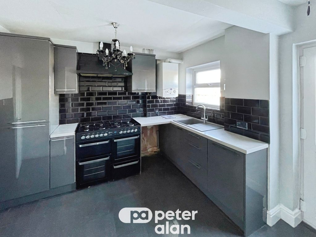 Property photo 3 of 11 Image