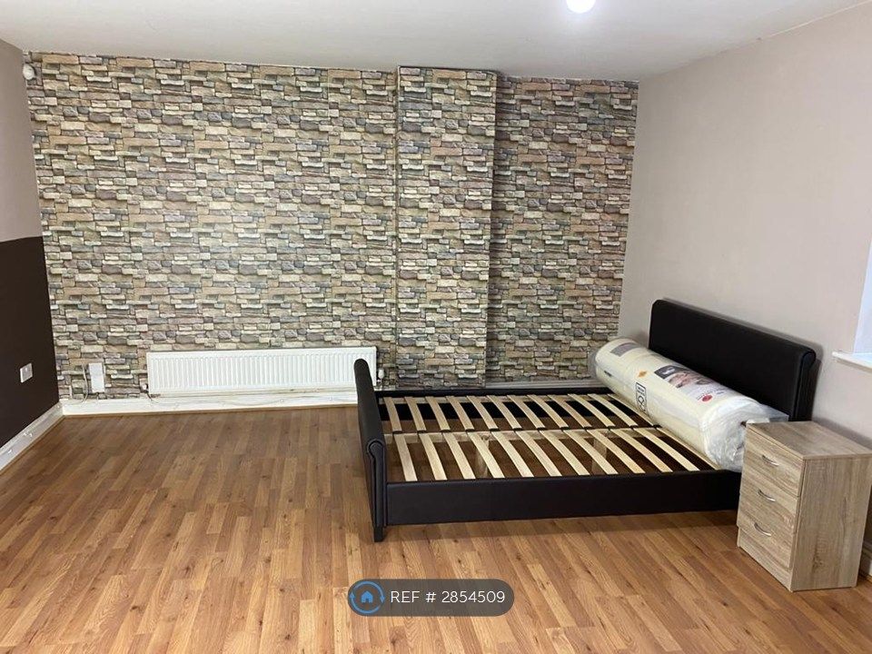 Property photo 2 of 13 Bedroom 2