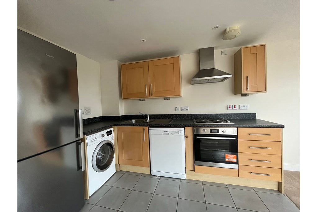 Property photo 3 of 13