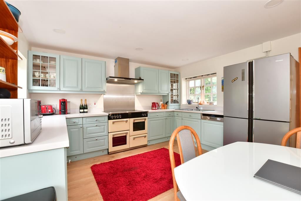 Property photo 3 of 15 Kitchen/ Breakfast Room