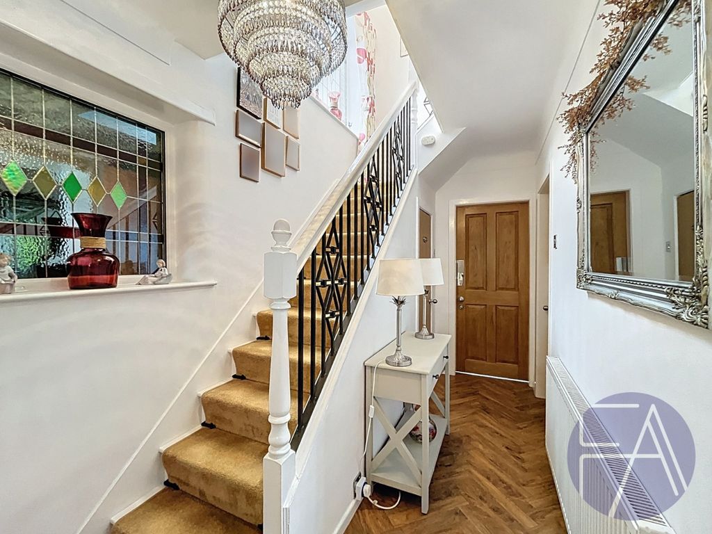 Property photo 3 of 27 4567086