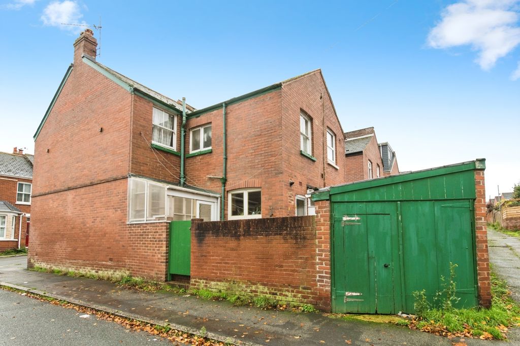 Property photo 2 of 17 Pbox-Img.Jpg