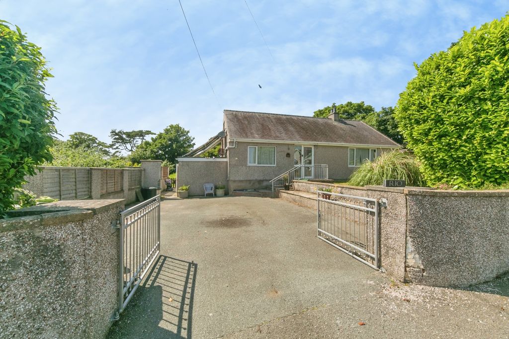 Property photo 1 of 23 Pbox-Img.Jpg
