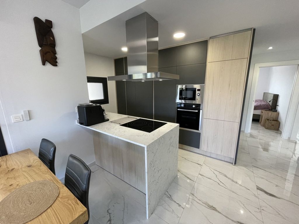 Property photo 3 of 26