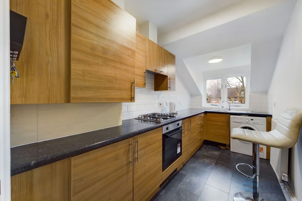 Property photo 2 of 10 Kitchen