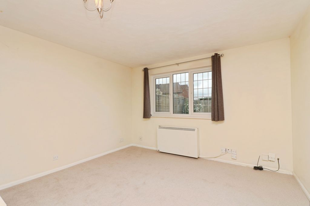 Property photo 3 of 9
