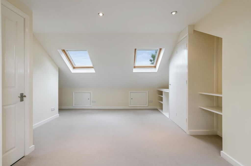 Additional image 16 of 3 bed semi-detached house for saleClifden Road, Brentford TW8