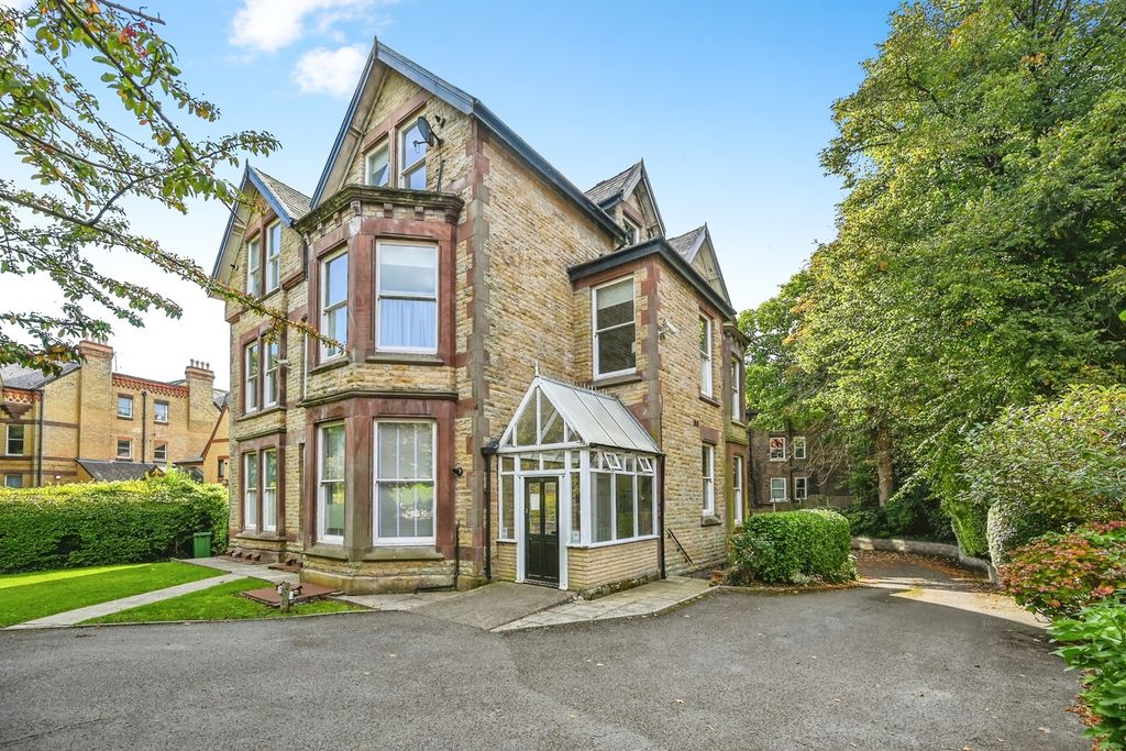 Property photo 1 of 17 Photo