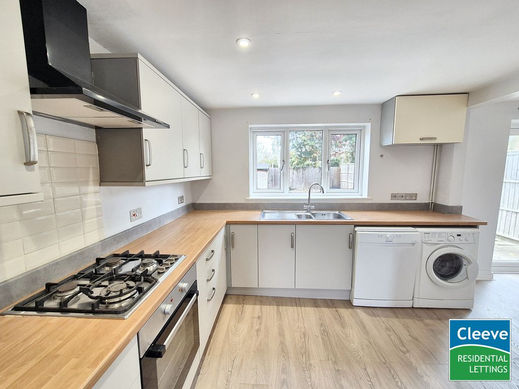Property photo 3 of 16 1000078989