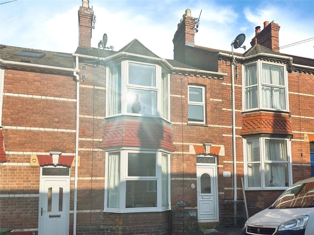 Property photo 1 of 8 Front