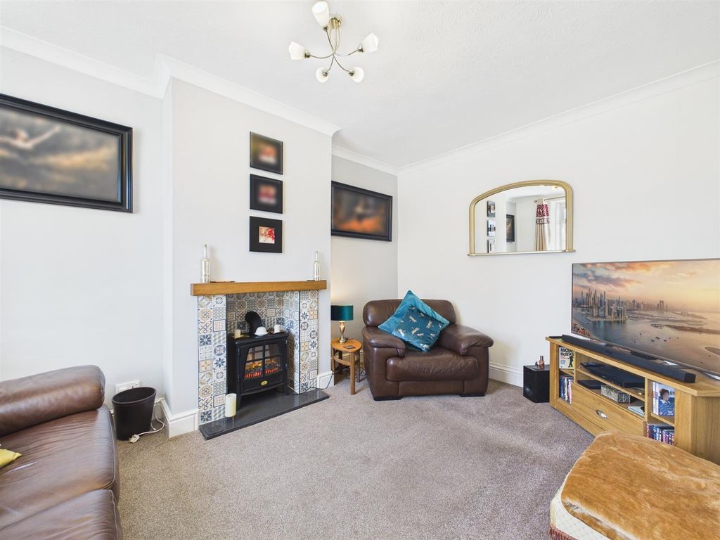 Property photo 2 of 22 Cam04045G0-Pr0077-Still004.Jpg