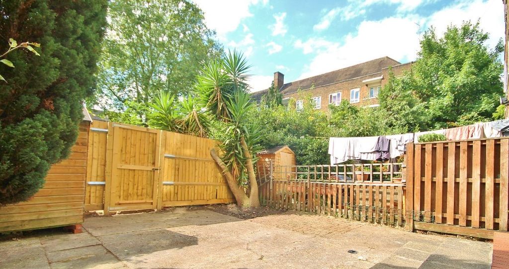 Property photo 3 of 12