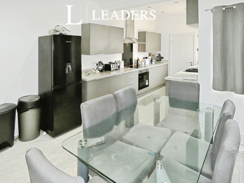 Property photo 2 of 6 Pbox-Img.Jpg