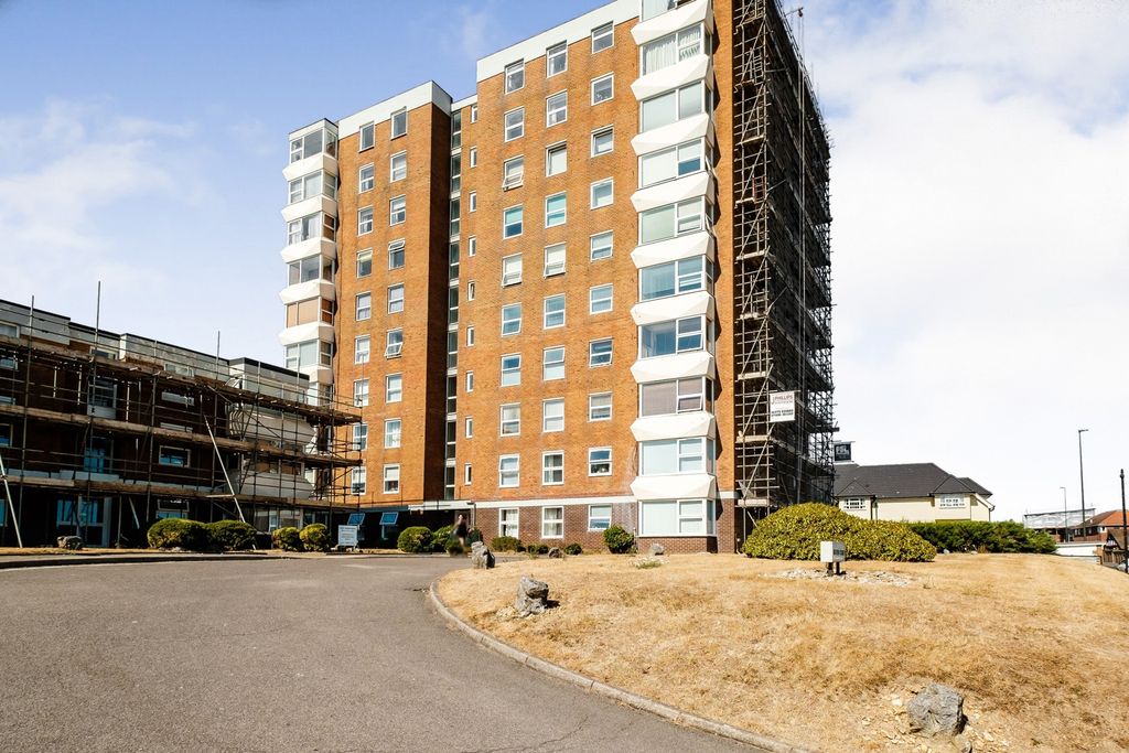Property photo 2 of 18 Pbox-Img.Jpg