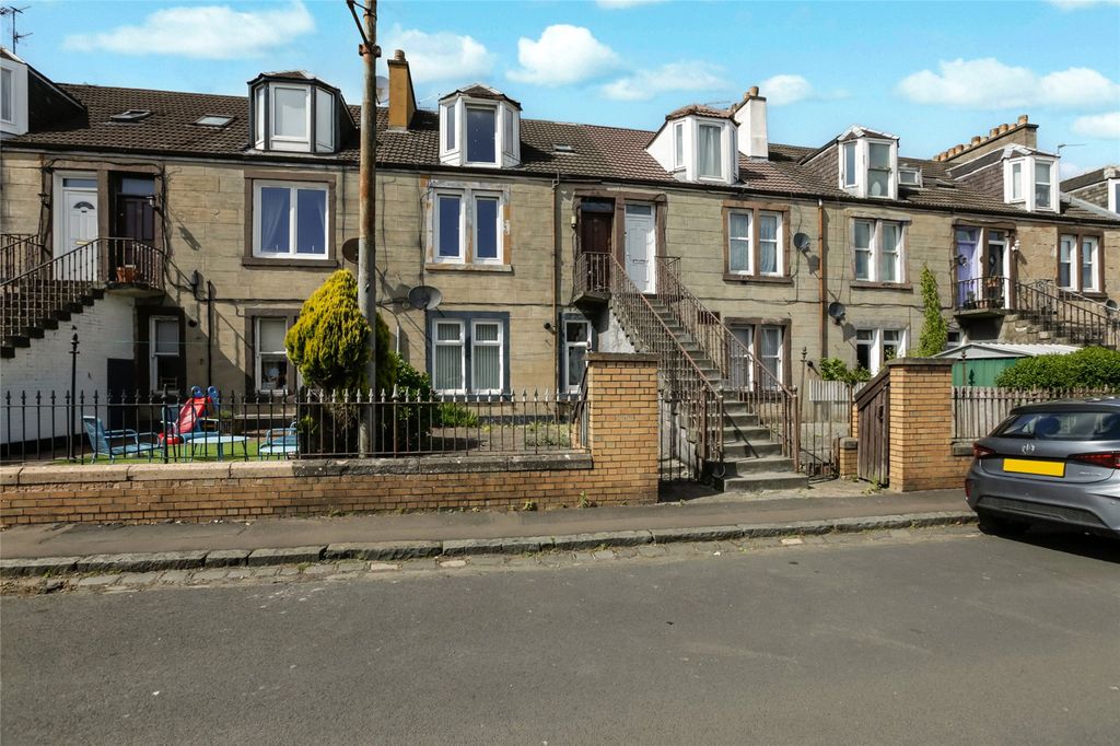 Property photo 1 of 18 Picture No. 01