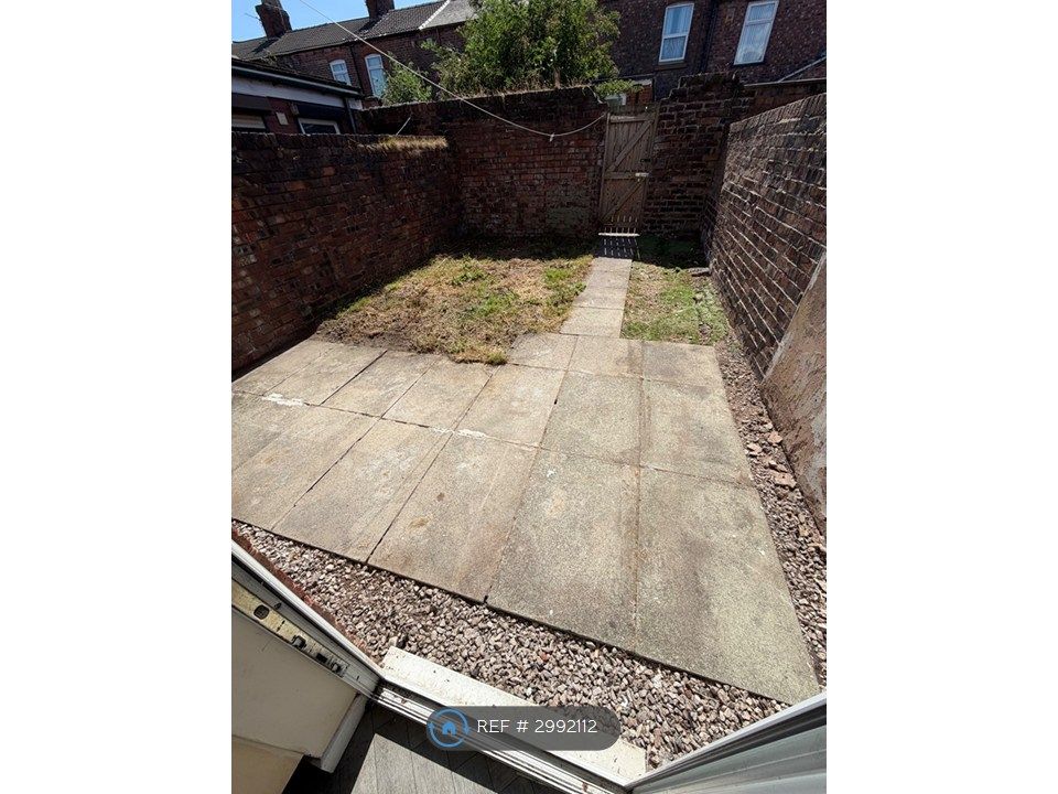 Property photo 2 of 13