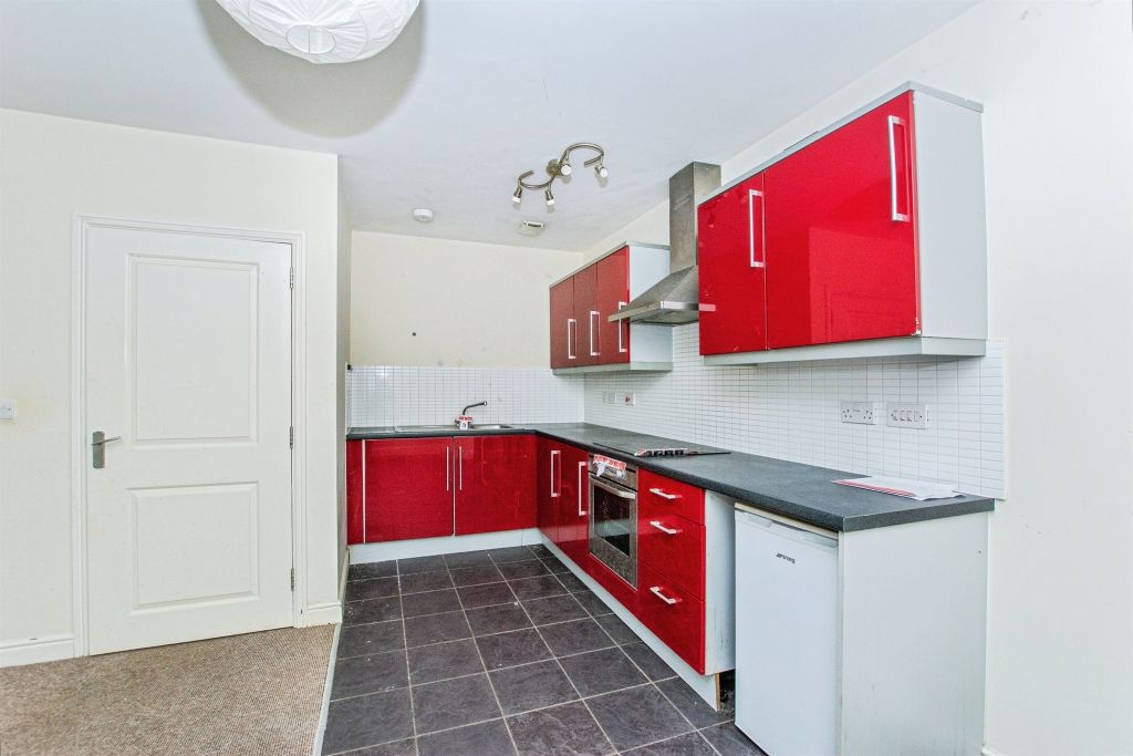 Property photo 3 of 8