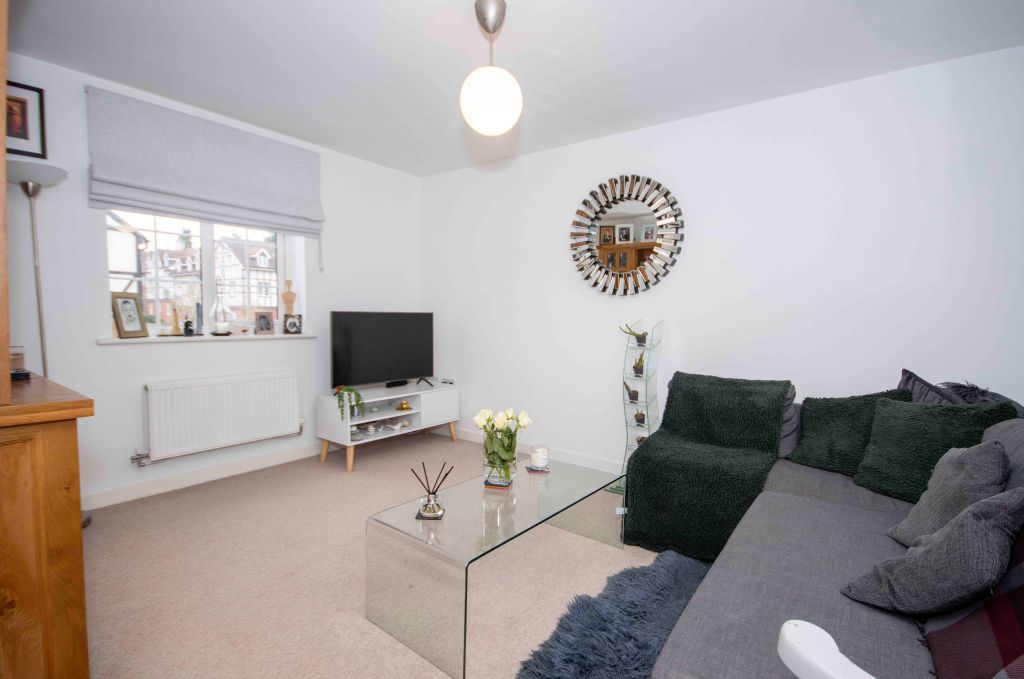 Property photo 2 of 14