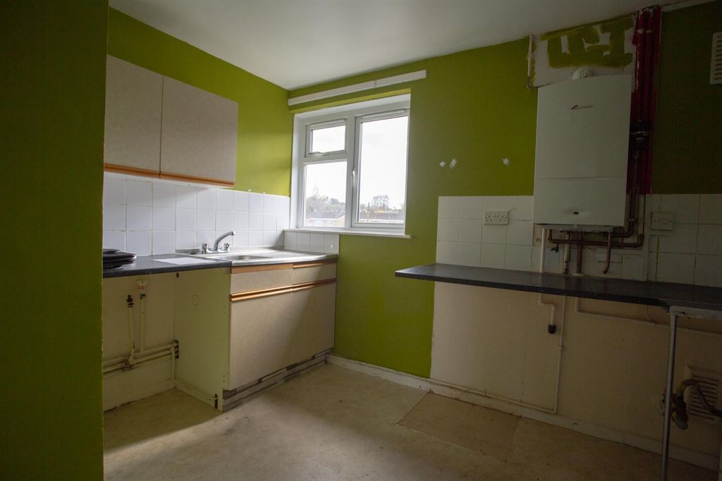 Property photo 2 of 15 Derb8392.Jpg